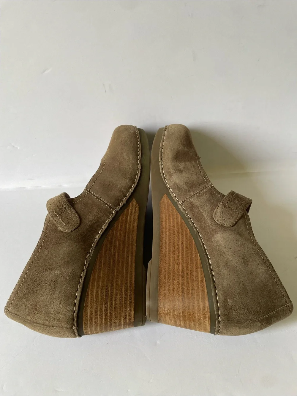 Women’s Dansko Wedges Mary Jane Shoes Suede Brown Taupe Buckle Round Toe 40 9.5